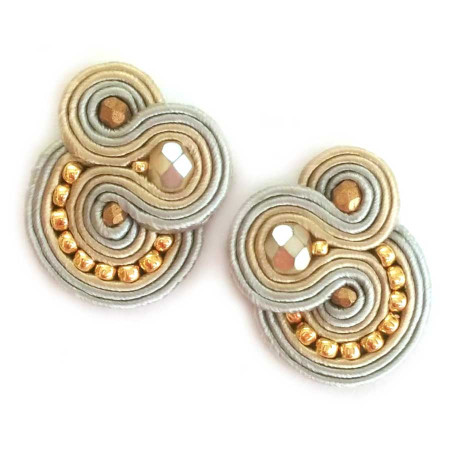 Beige Bombon Ohrclip
